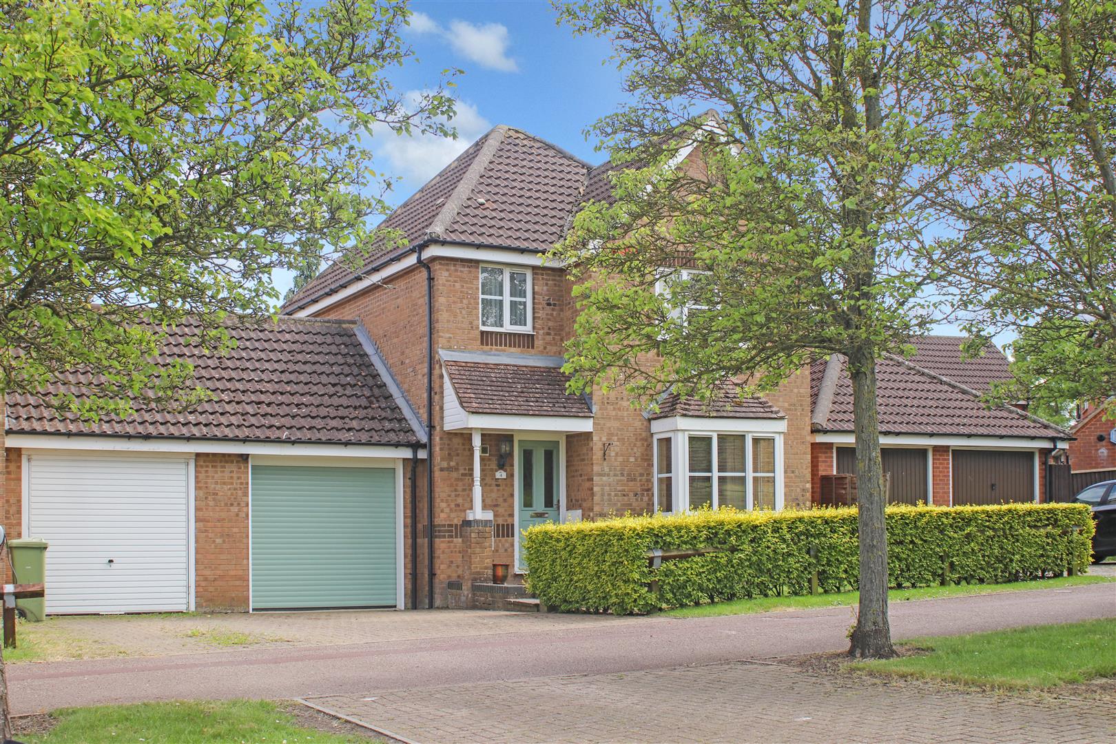 3 bed property in Winfold Lane, Milton Keynes